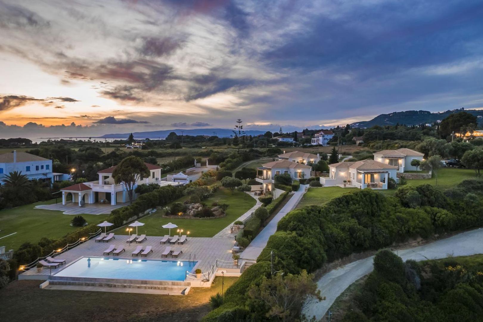 Villa The Seasons à Svoronata Extérieur photo